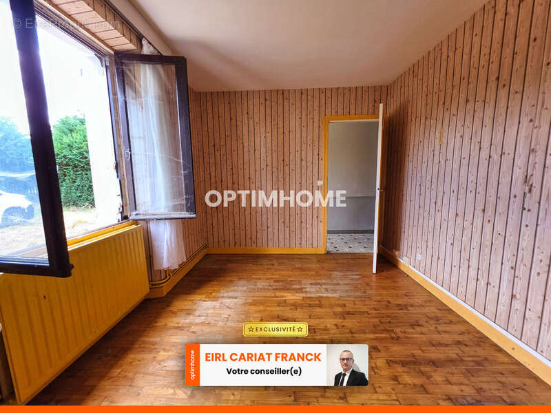 Maison à SAINT-ETIENNE-DE-FURSAC