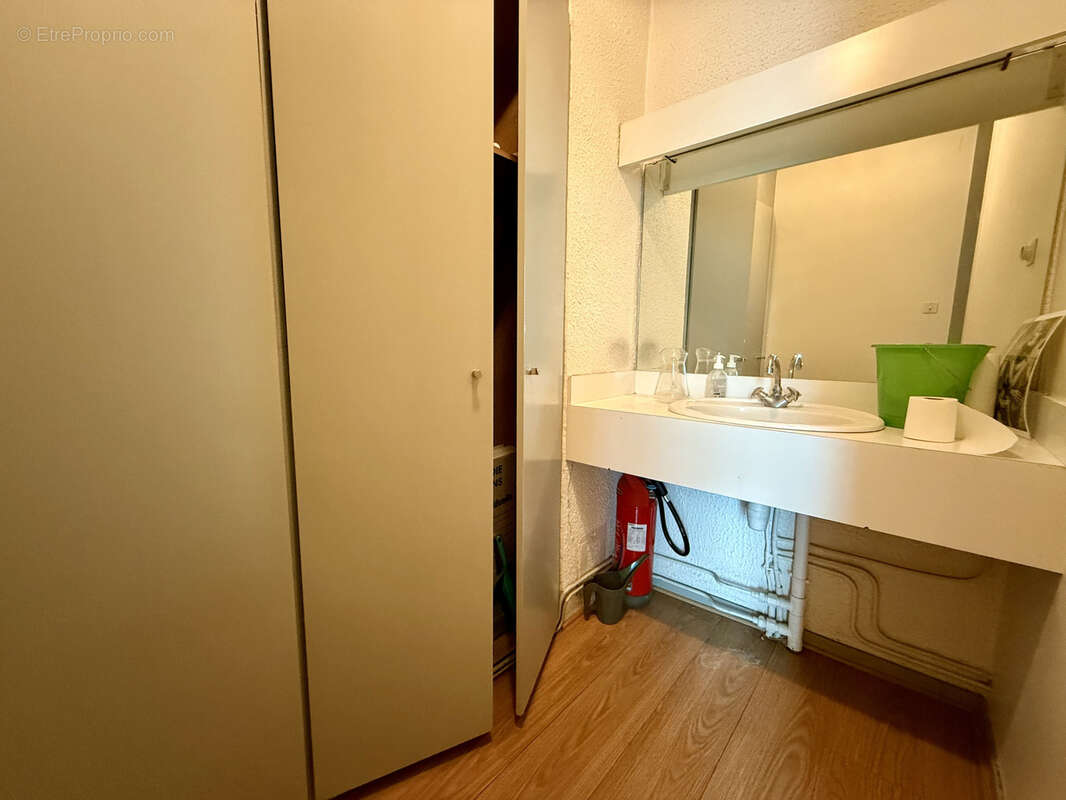 Commerce à SAINT-JEAN-DE-MAURIENNE