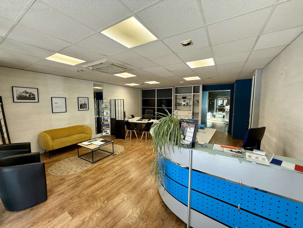 Commerce à SAINT-JEAN-DE-MAURIENNE