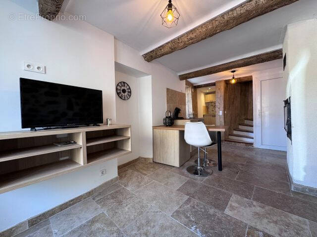 Maison à PEYROLLES-EN-PROVENCE