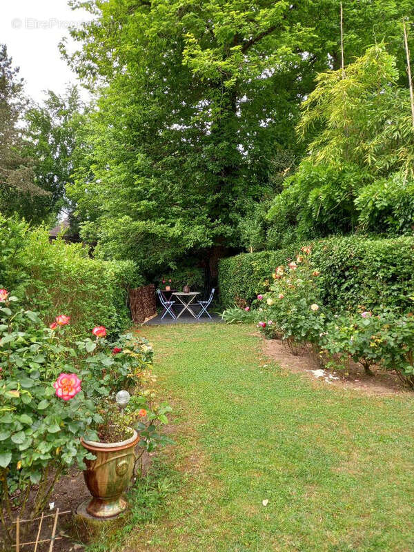 Maison à JOUY-EN-JOSAS