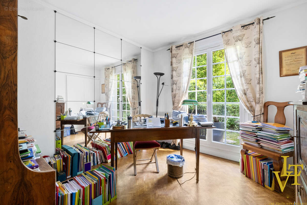 Maison à JOUY-EN-JOSAS