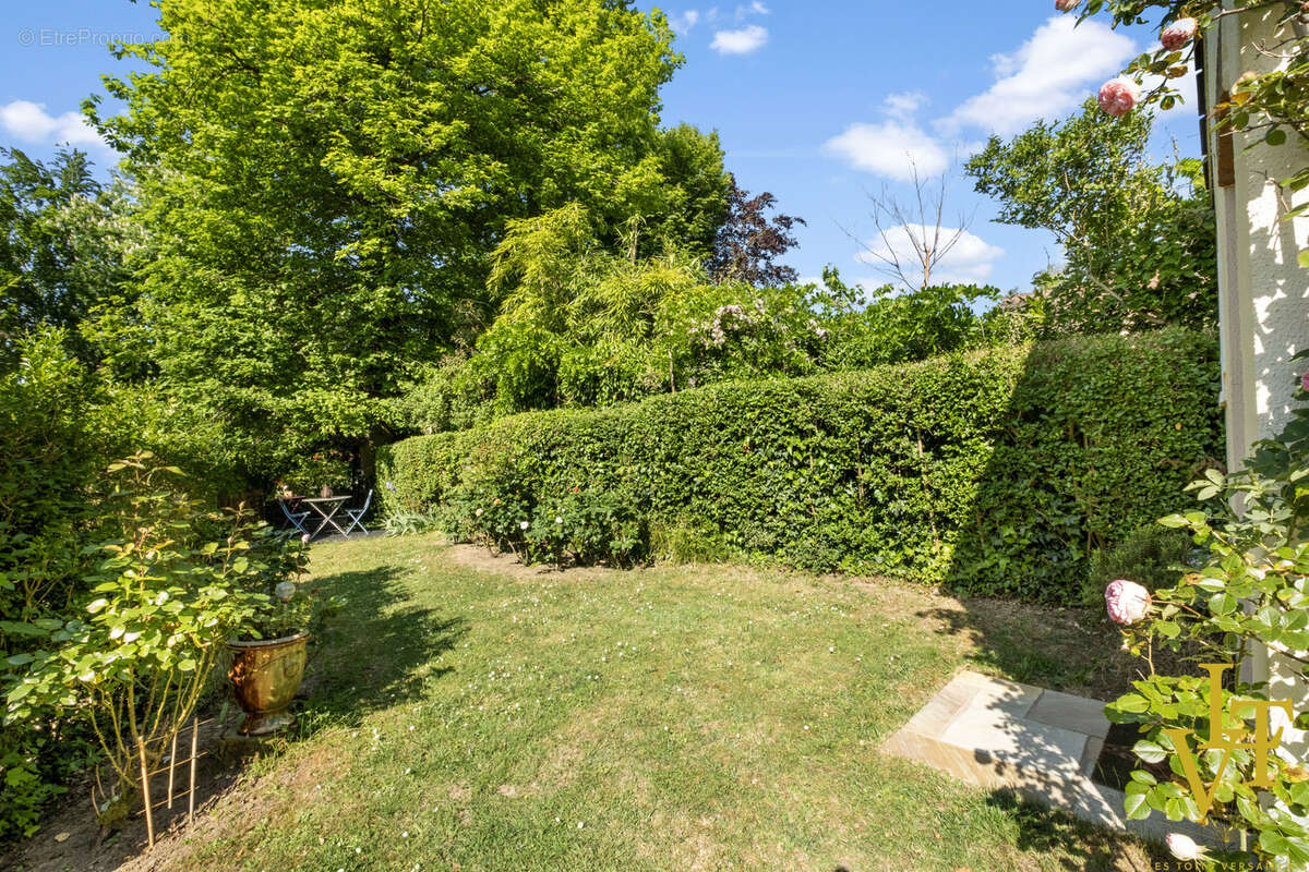 Maison à JOUY-EN-JOSAS