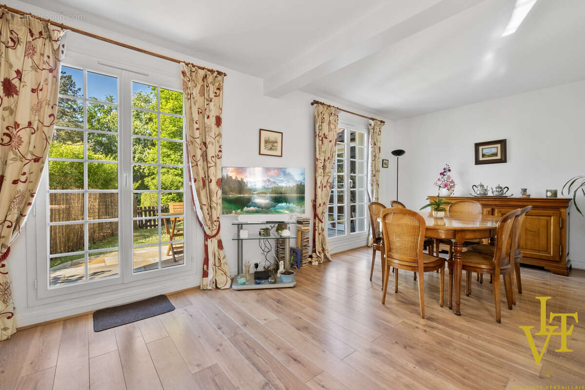 Maison à JOUY-EN-JOSAS