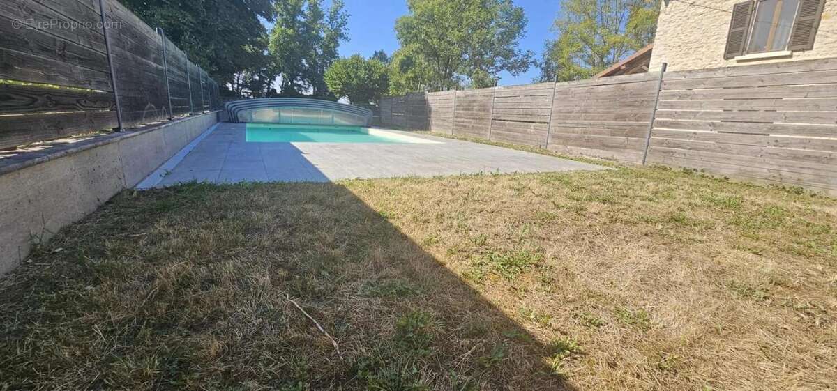 Maison à SAINT-MARTIN-DU-MONT