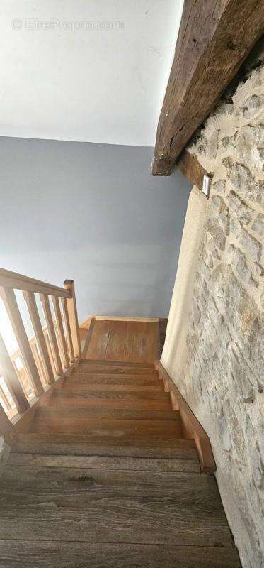 Maison à SAINT-MARTIN-DU-MONT