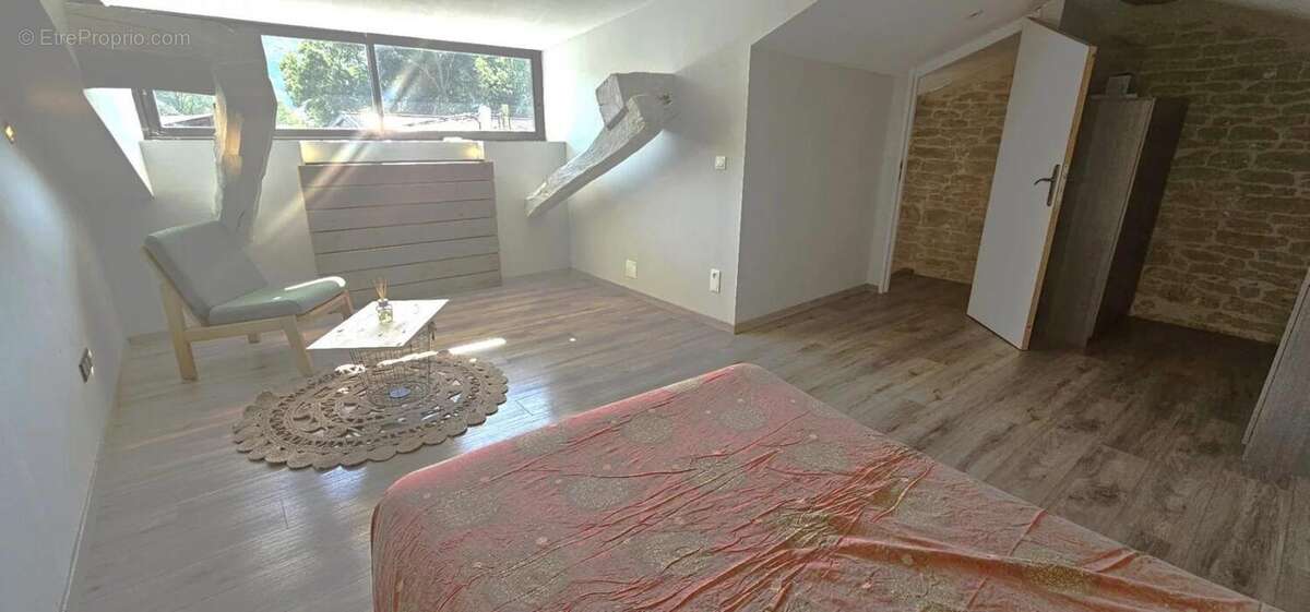 Maison à SAINT-MARTIN-DU-MONT