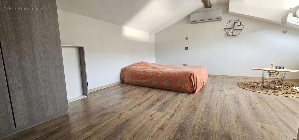 Maison à SAINT-MARTIN-DU-MONT