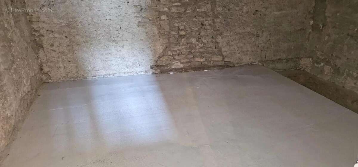 Maison à SAINT-MARTIN-DU-MONT