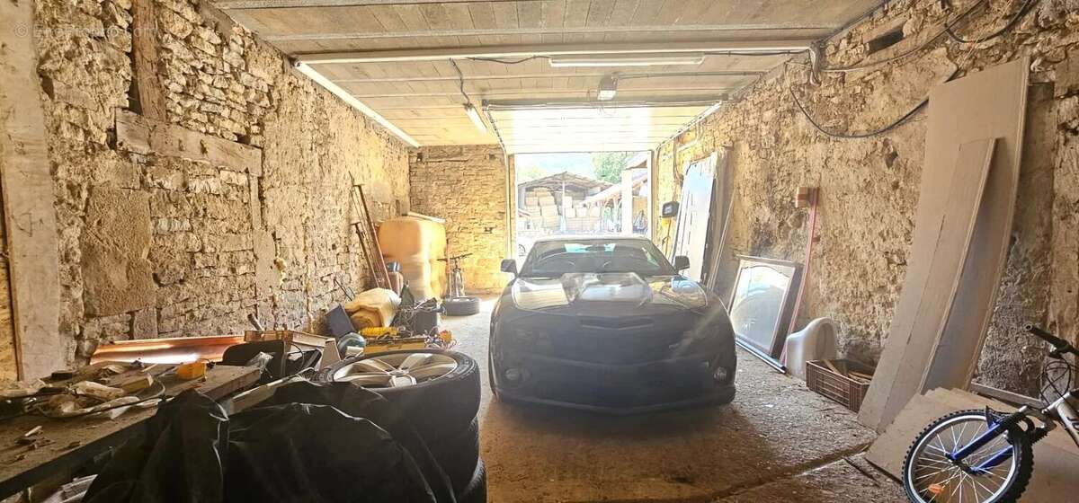 Maison à SAINT-MARTIN-DU-MONT