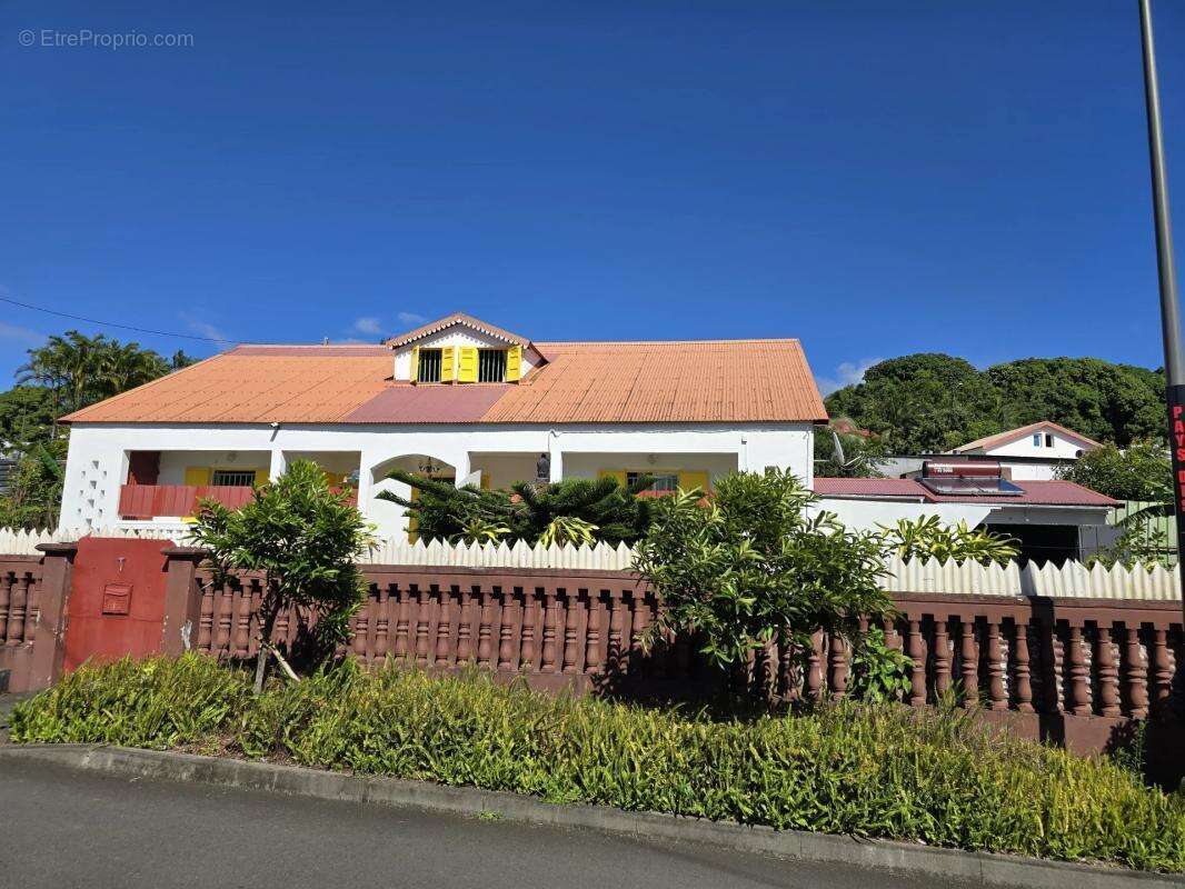 Maison à SAINTE-ROSE