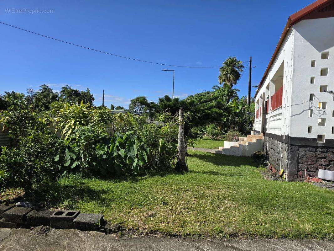 Maison à SAINTE-ROSE