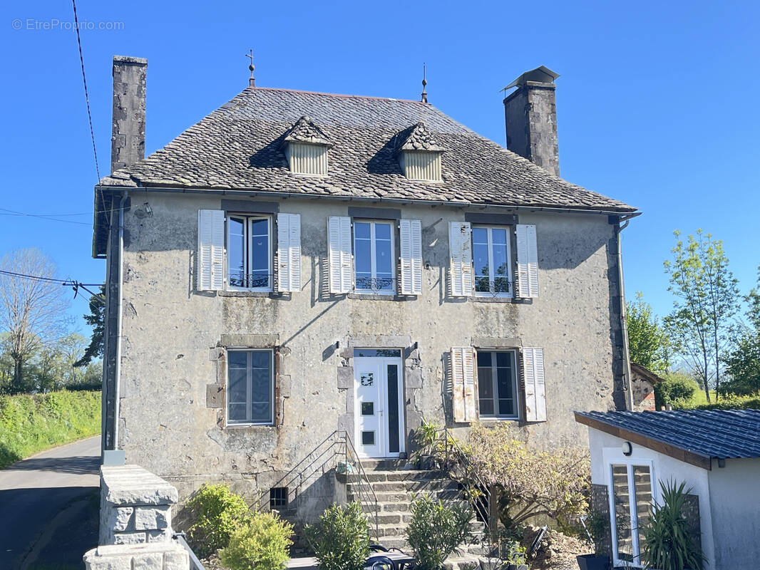 Maison à PLEAUX