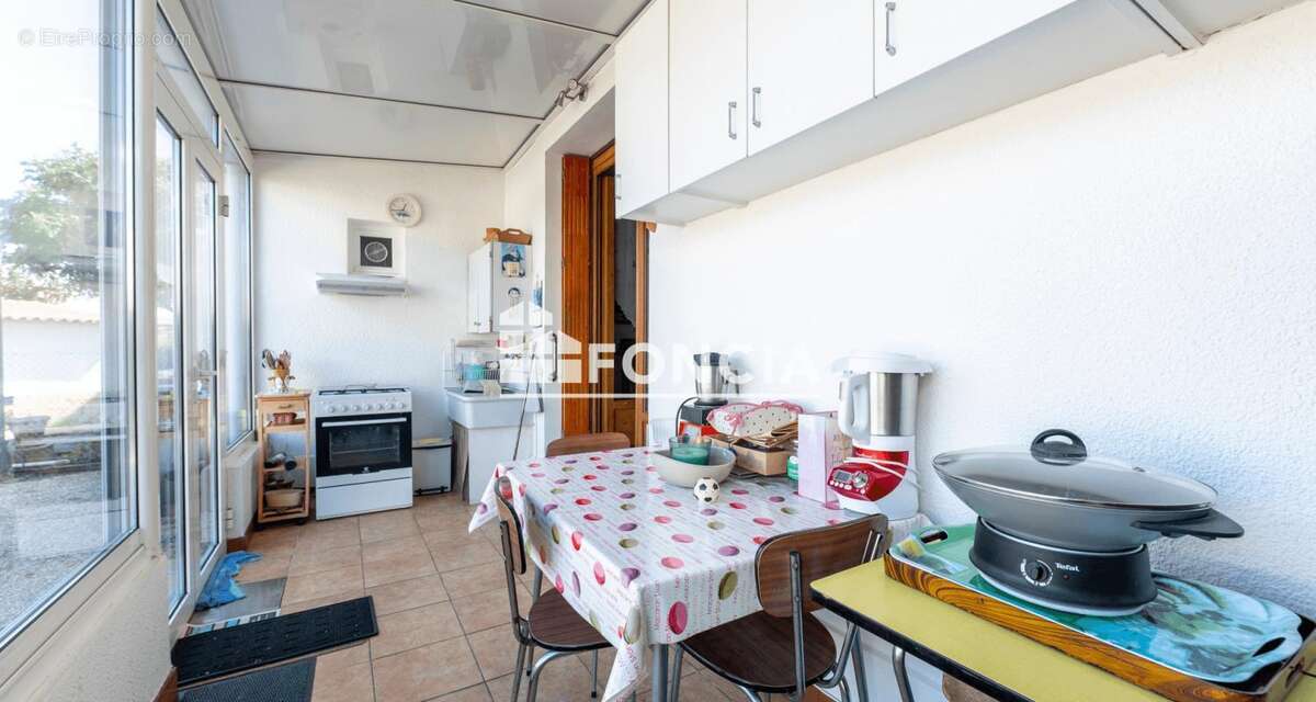 Maison à SAINT-CLAIR-DU-RHONE