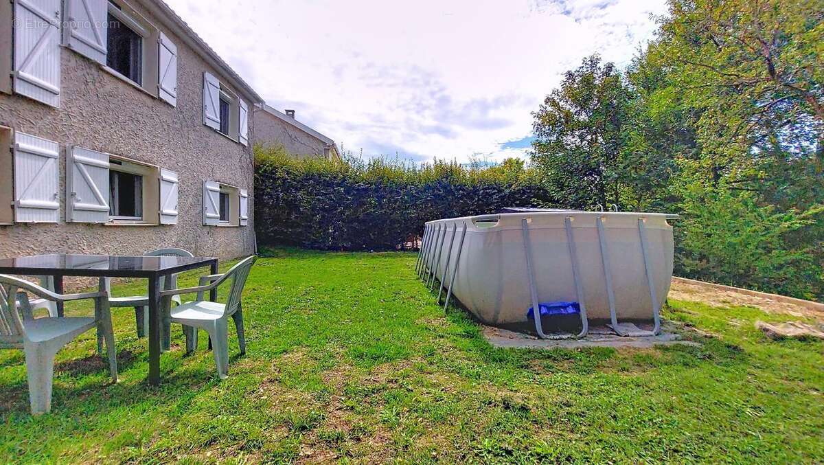 Maison à VILLEFONTAINE