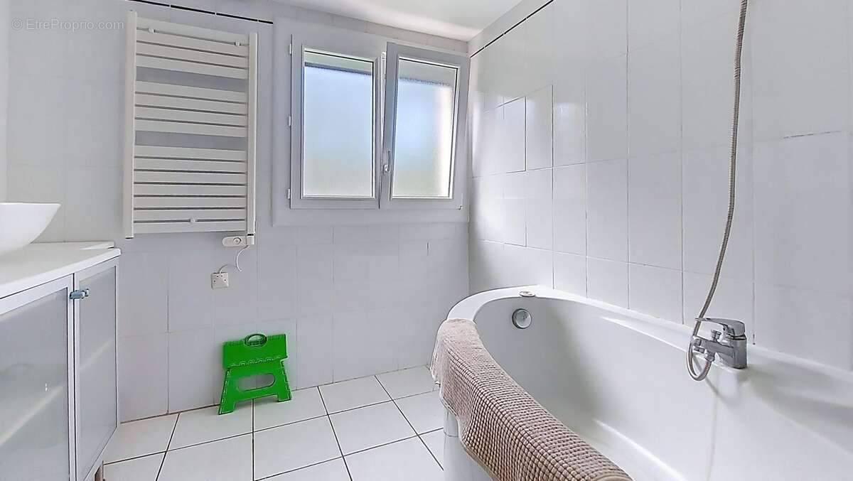 Maison à VILLEFONTAINE