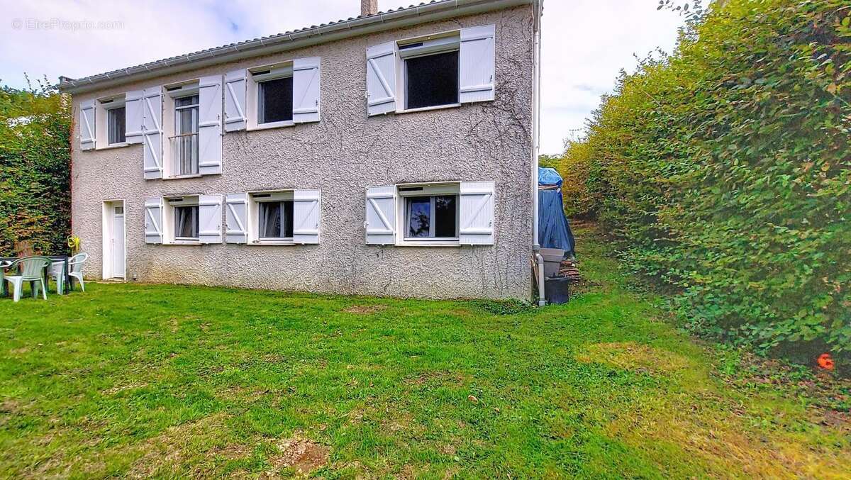 Maison à VILLEFONTAINE