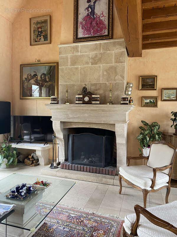 Maison à SAINTE-SAVINE