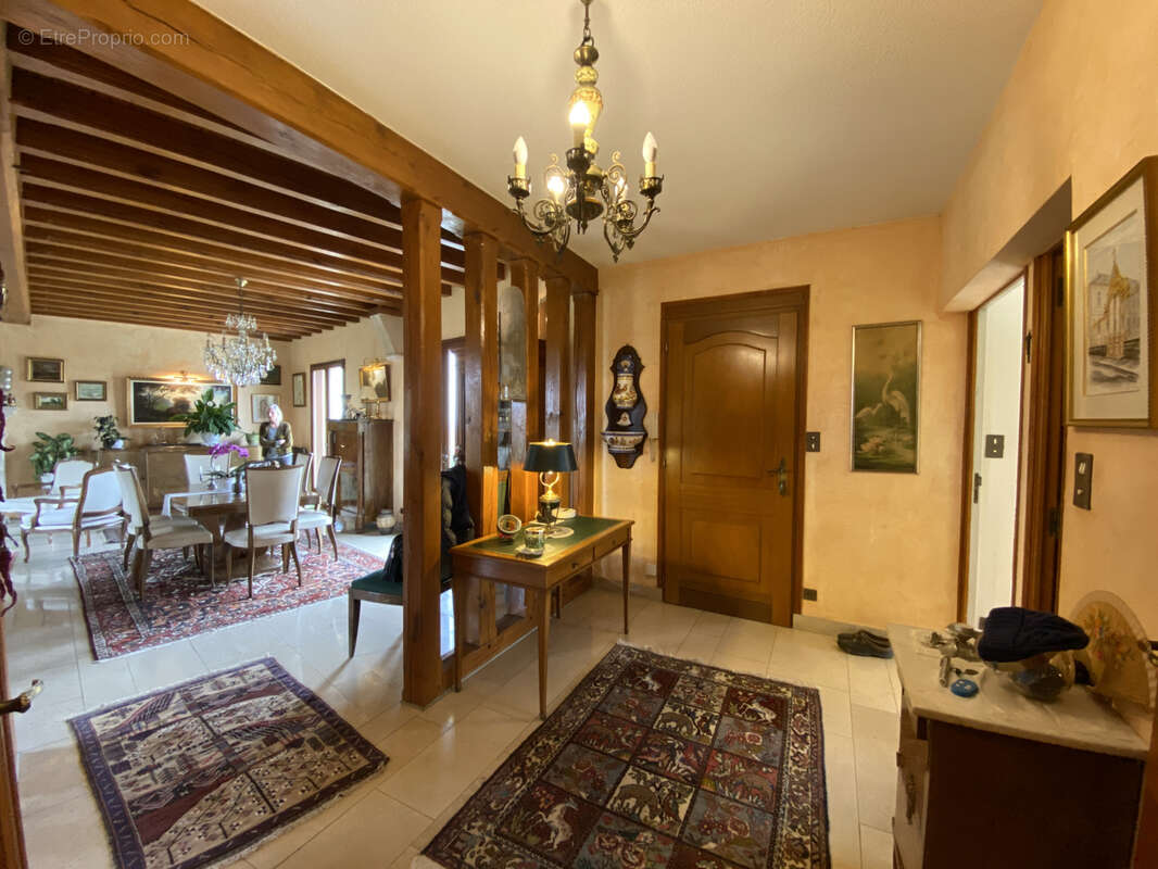 Maison à SAINTE-SAVINE