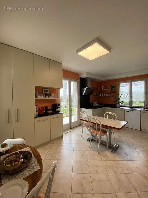 Maison à SAINTE-SAVINE