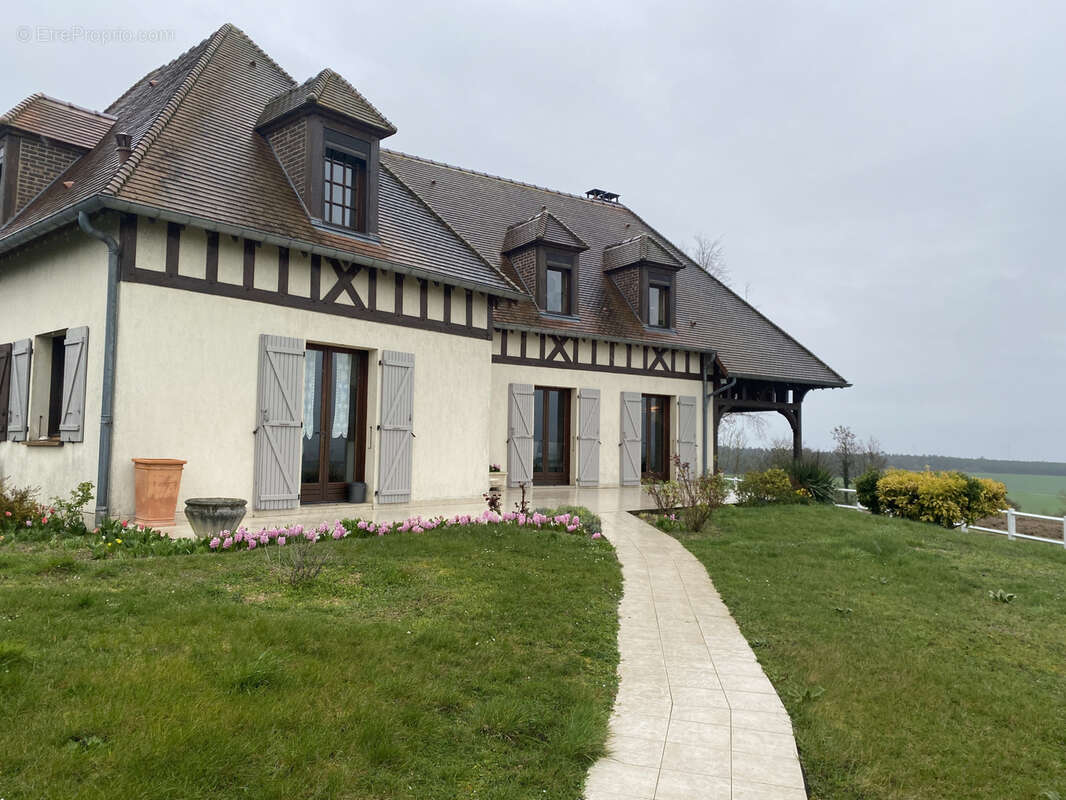 Maison à SAINTE-SAVINE