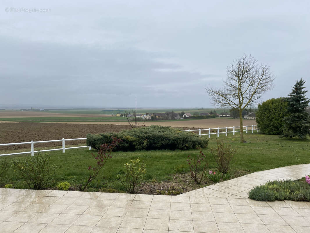 Maison à SAINTE-SAVINE