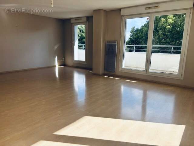 Appartement à LA MADELEINE