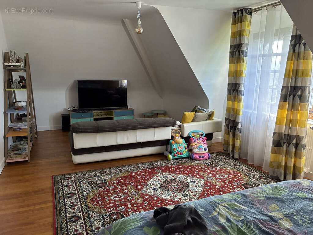 Maison à MONNERVILLE