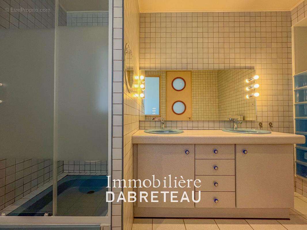 Maison à VILLEURBANNE