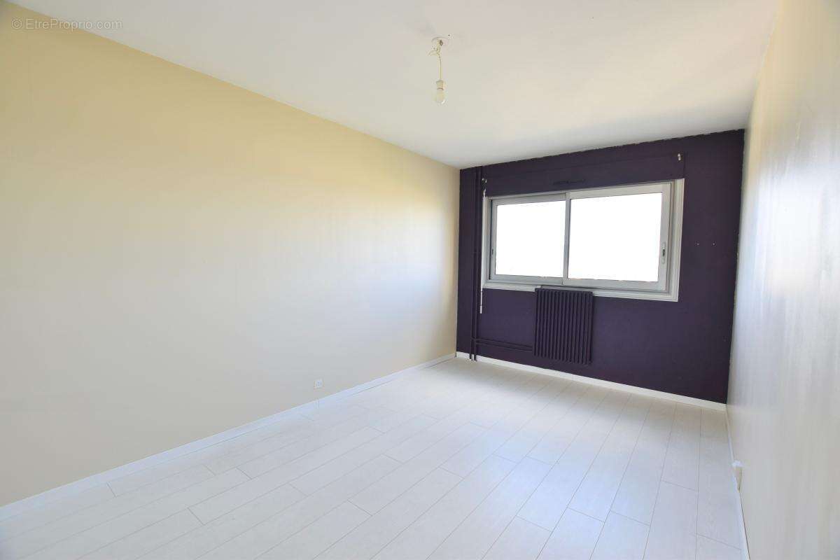 Appartement à LYON-9E