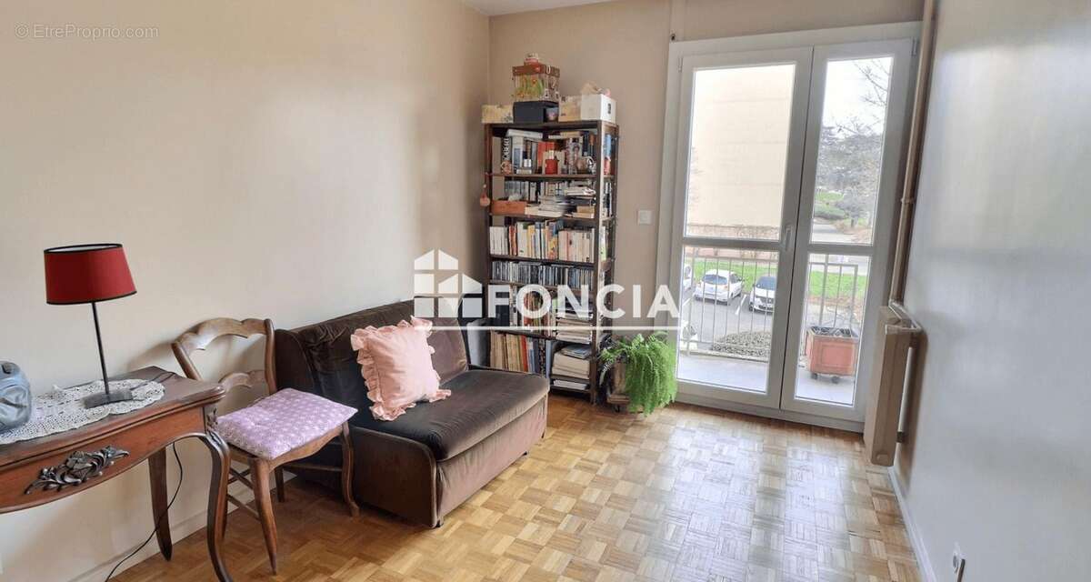 Appartement à SAINTE-FOY-LES-LYON