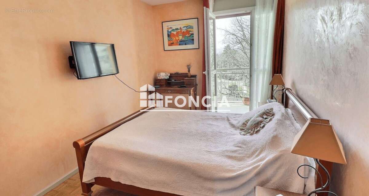 Appartement à SAINTE-FOY-LES-LYON