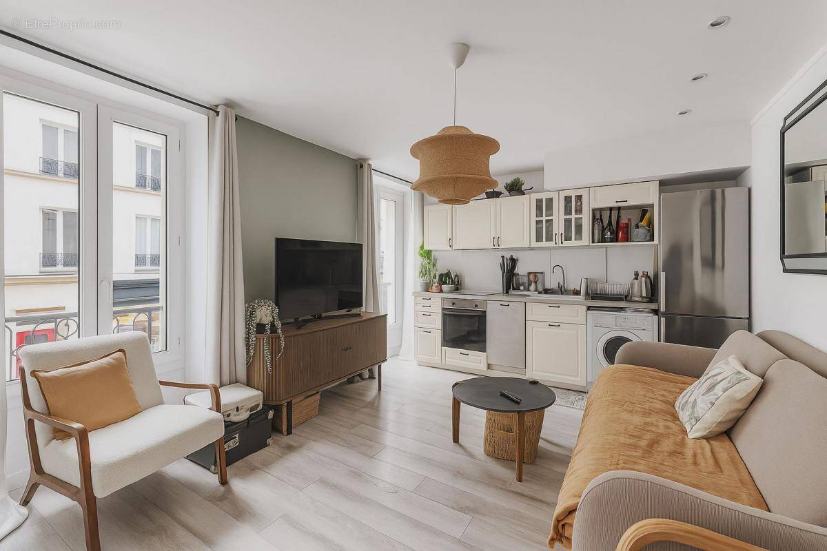 Appartement à PARIS-11E