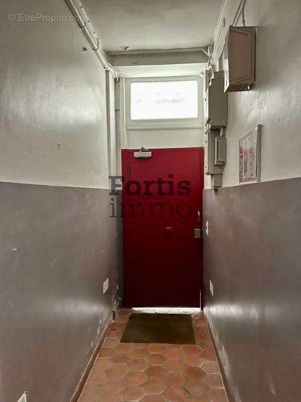 Appartement à PARIS-18E