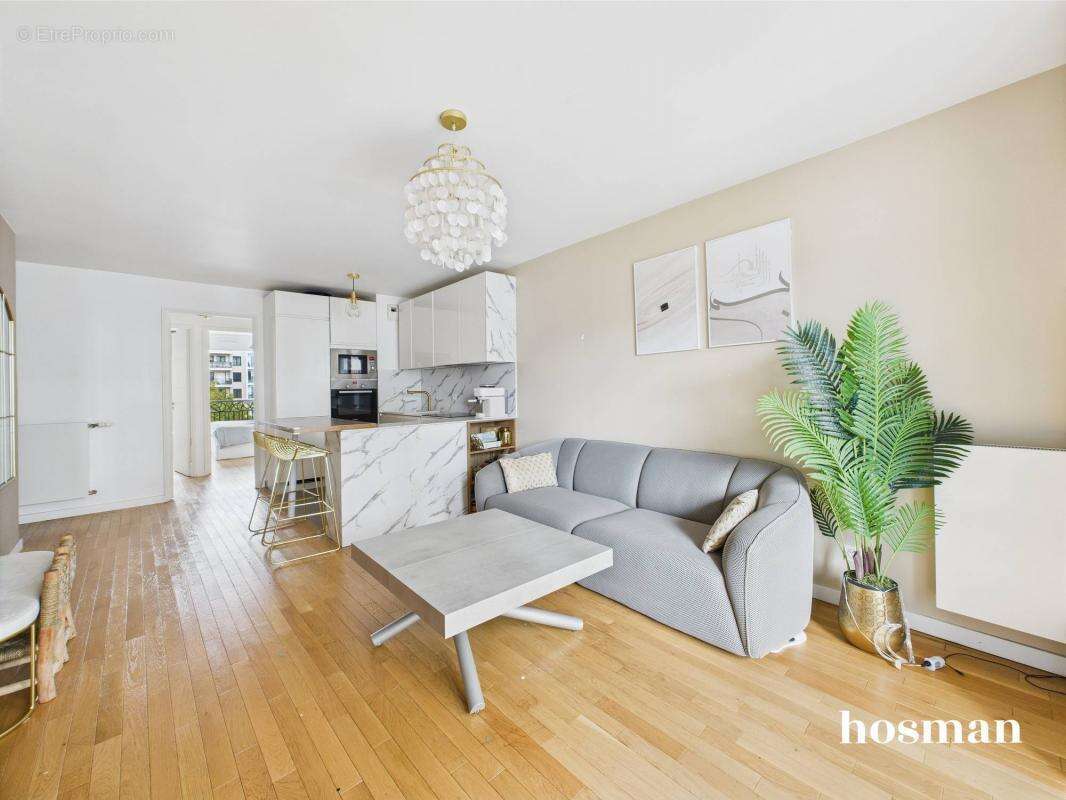 Appartement à SURESNES