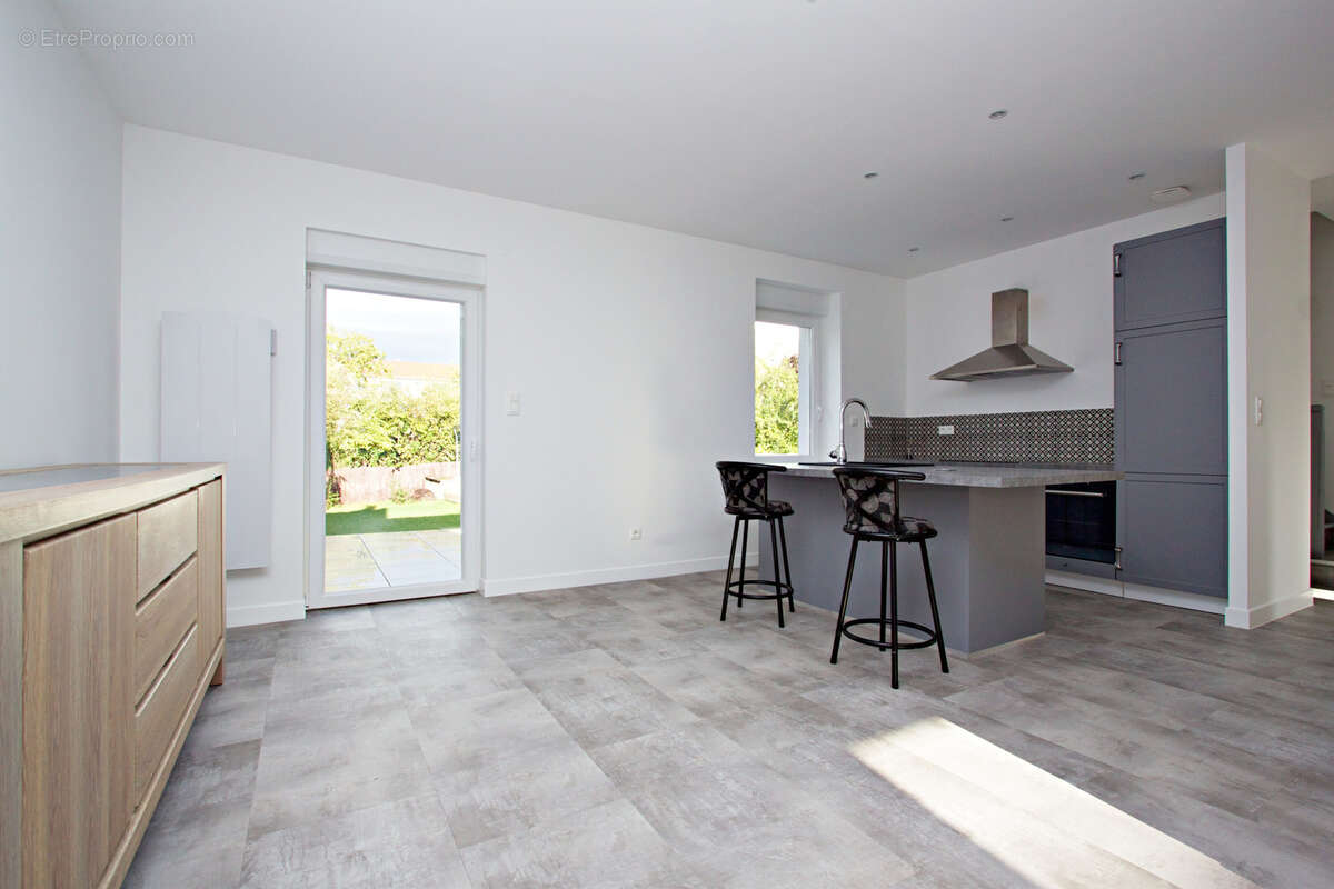 Maison à MOULINS-LES-METZ