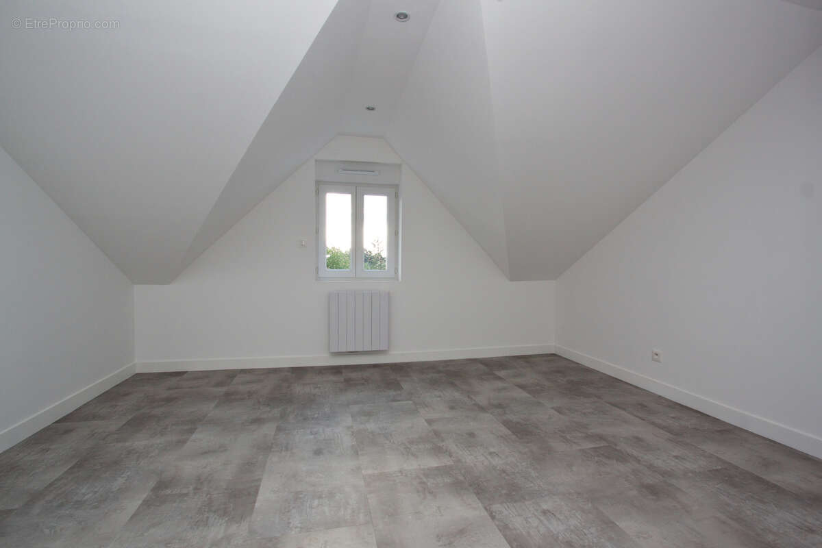 Maison à MOULINS-LES-METZ