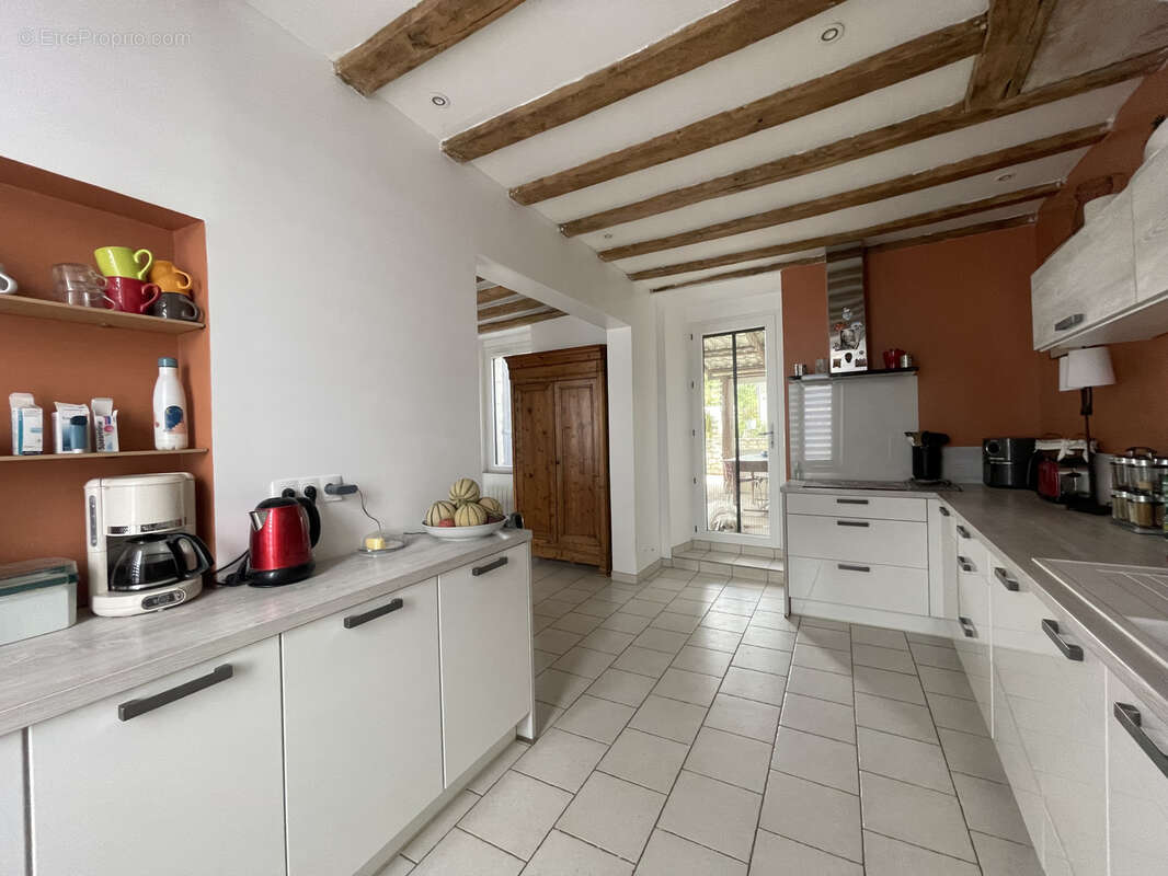 Maison à MONTS-SUR-GUESNES