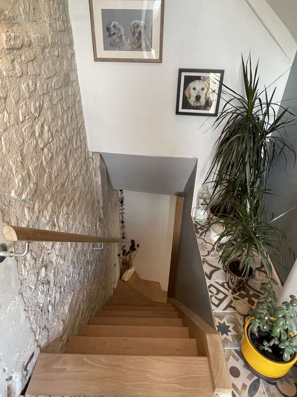 Maison à MONTS-SUR-GUESNES