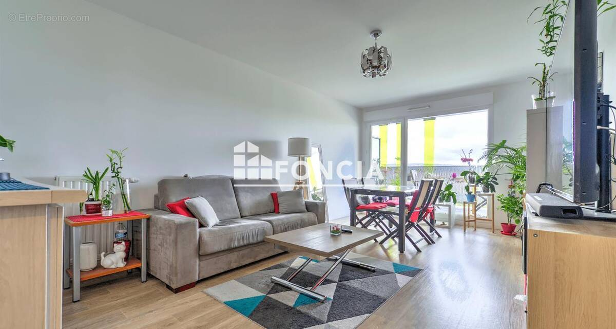 Appartement à CARRIERES-SOUS-POISSY