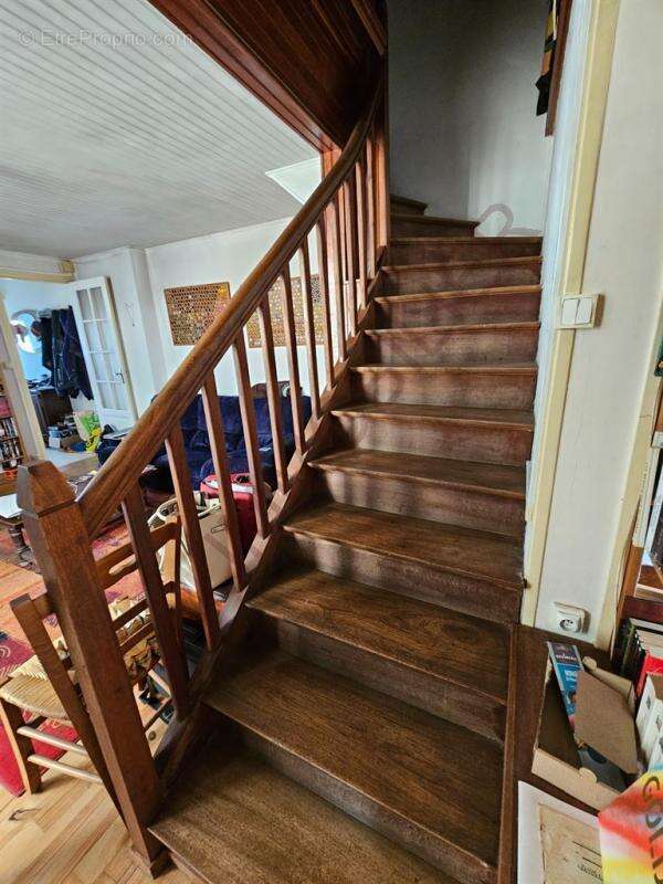 Maison à BRIENON-SUR-ARMANCON