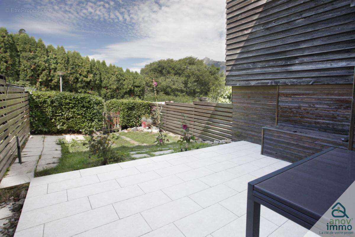 Appartement à SAVINES-LE-LAC