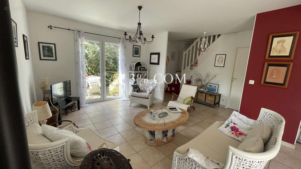 Maison à LARMOR-BADEN