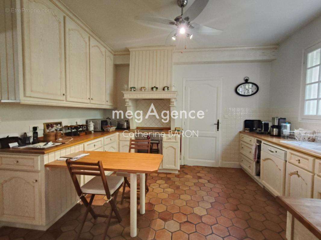 Maison à BEAUVAIS-SUR-MATHA