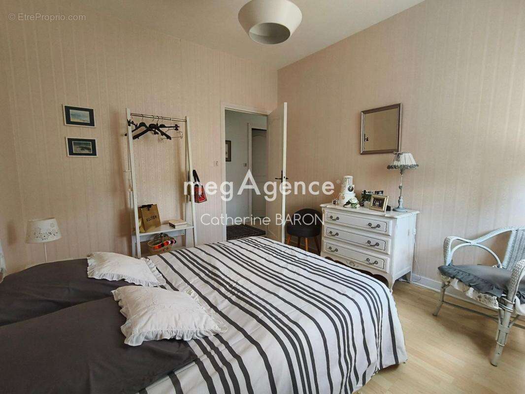 Maison à BEAUVAIS-SUR-MATHA