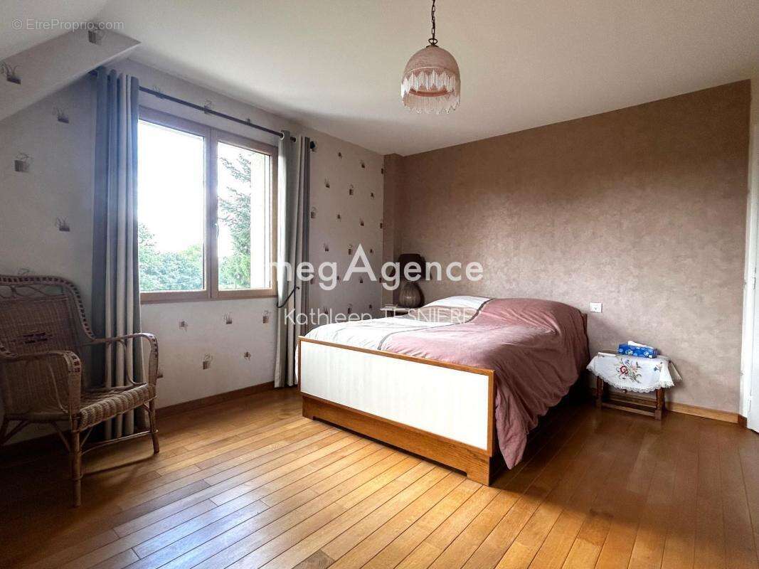 Maison à VILLEDIEU-LES-POELES