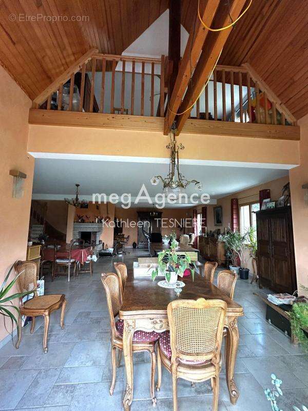 Maison à VILLEDIEU-LES-POELES