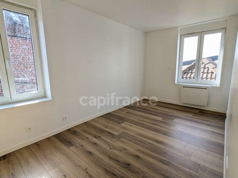 Maison à NEUVILLE-EN-FERRAIN