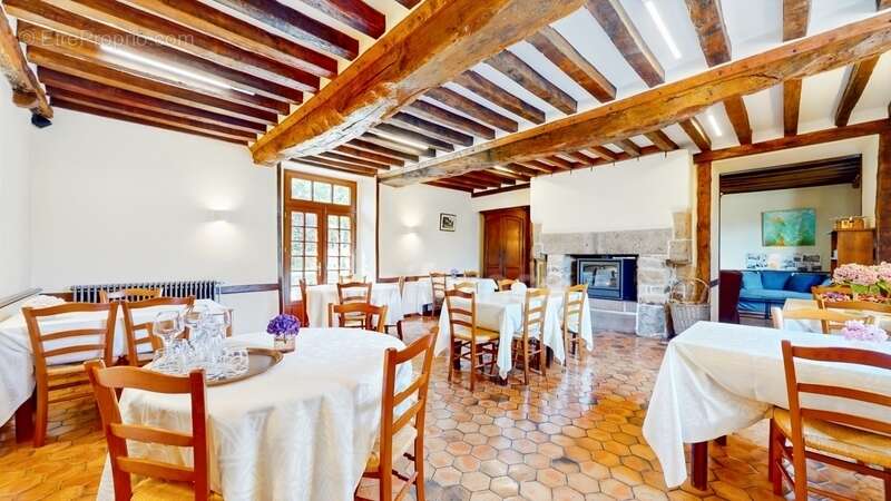 Maison à SAINTE-CECILE