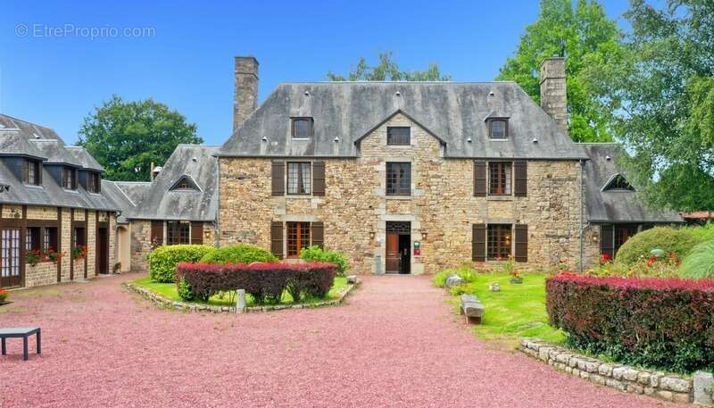 Maison à SAINTE-CECILE